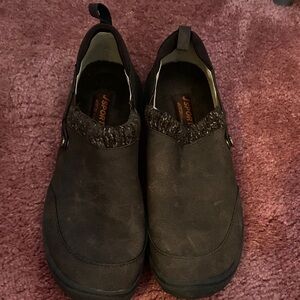 J/SPORT by Jambu Women's Black Slip-On Clog Mule